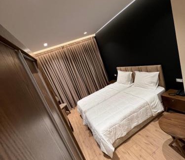 Kamez Hotel | WHITE CROWN HOTEL