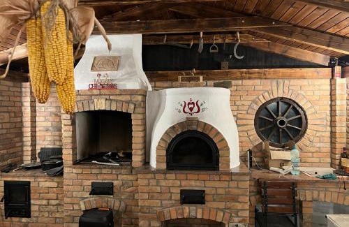 Siculeni House | White Dove Pension