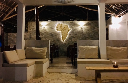 Kiwengwa Cabin | White Dream Lodge & Restaurant