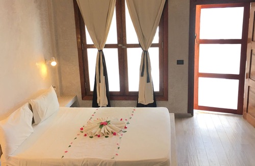 Kiwengwa Cabin | White Dream Lodge & Restaurant