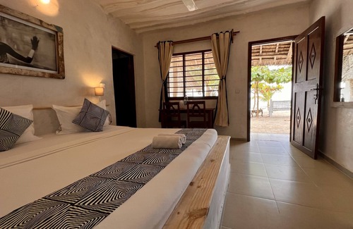 Kiwengwa Cabin | White Dream Lodge & Restaurant