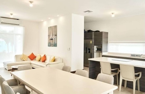 Punta Blanca Villa | White Villa · 3 bedrooms · 7 beds · 3.5 baths