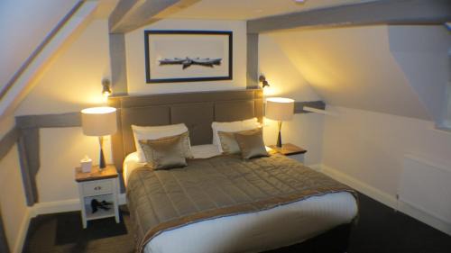 Dorchester-on-Thames Hotel | White Hart Hotel