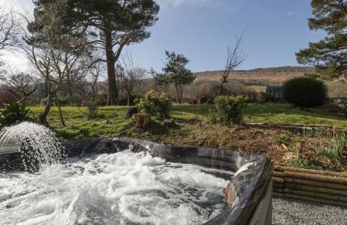 Longtown House | White Haywood Farmhouse