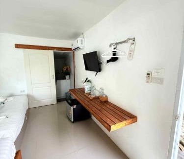 Bai Lan Hotel | White house bailan resort