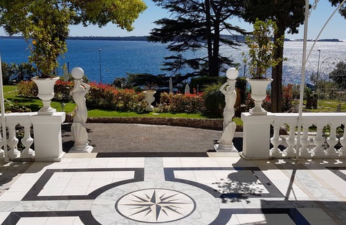California - Pezou Villa | WHITE HOUSE CANNES - Luxury Villa Rental