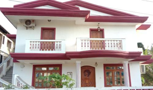 Sernabatim Apartment | White House Deluxe Villa & Deluxe One Bedroom Apartment