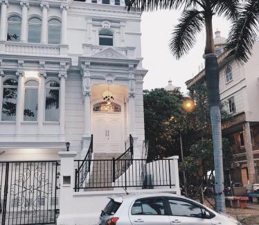 Pantai Indah Kapuk House | White House Private Room at PIK