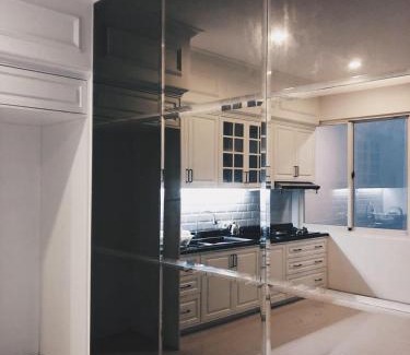 Pantai Indah Kapuk House | White House Private Room at PIK