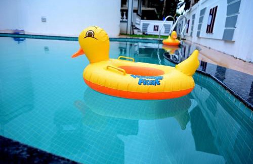 Varca Villa | White House Villa-Private Pool