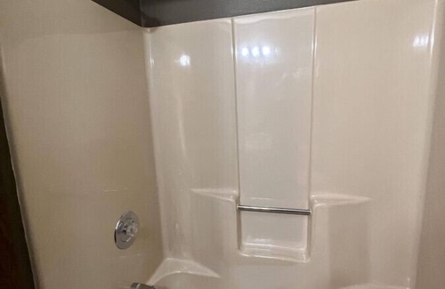 White Lake Cabin | White Lake Lodge - 2 Queen - Room 3 - Sleeps 4