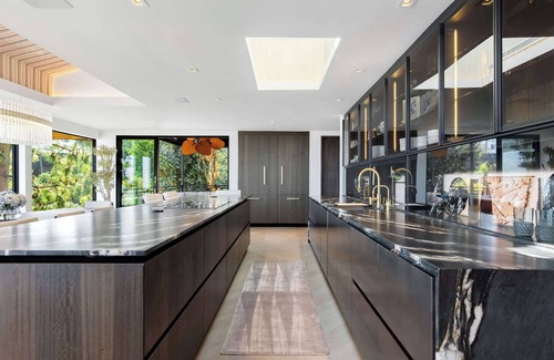 Hollywood Heights House | White Lotus by Stay Awhile