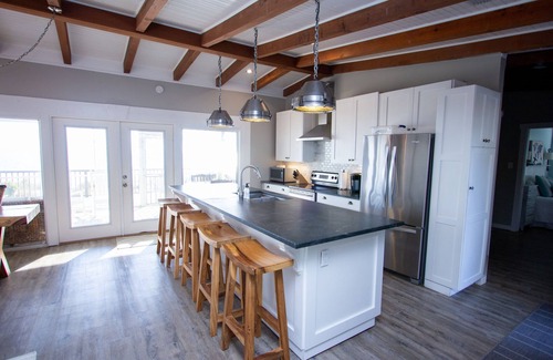Alligator Point House | White Pelican - Beach-Front Home on Gulf-to-Bay Lot