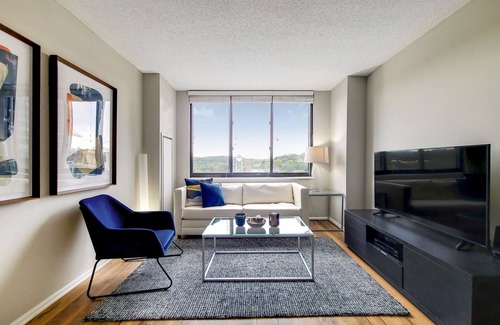 White Plains Apartment | White Plains One Bedroom with Generous Amenities