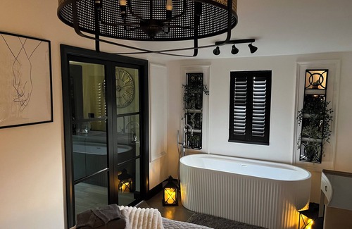 Chwilog Cabin | White River Retreats Luxury Couples lodge with Wood Fired Hot Tub