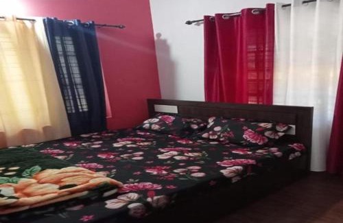 Mananthavady House | White Rose