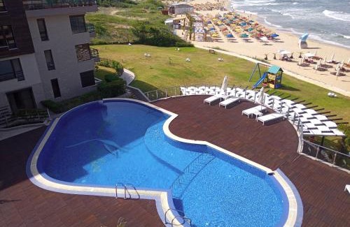 Kazanlak Apartment | White Sand Lily Beach Apartment
