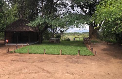 Divundu Hotel | White Sands Lodge