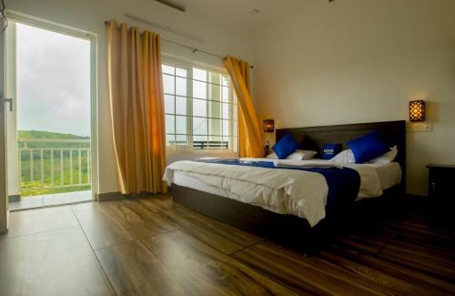 Vagamon Resort | White Stone Vagamon Hilltop Cottage by VOYE HOMES