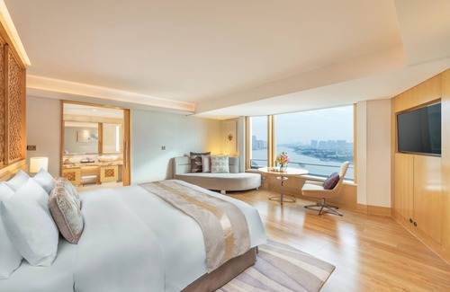 Guangzhou Hotel | White Swan Hotel
