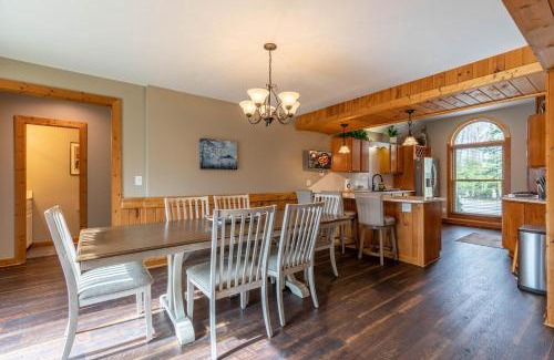 Beech Mountain House | White Tail Cottage