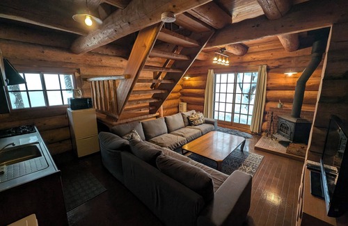Shinano Cabin | White Tree Lodge