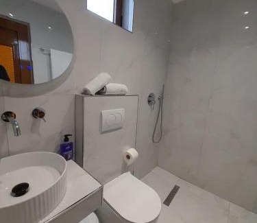 Ksamil Apartment | White Villa Ksamil