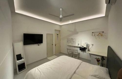 Muli House | White Water Inn