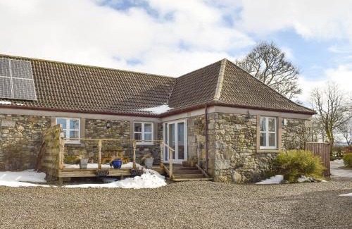 Rumbling Bridge House | White Wisp