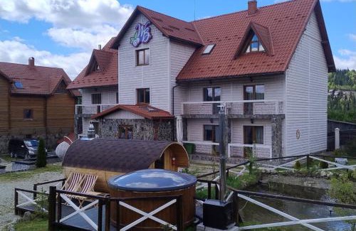 Polyanytsya Hotel | Whiteberry Studio