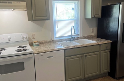 Nashville House | whites creek cozy retreat only 9 miles from broadway