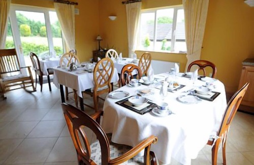Ballina Bed & Breakfast | Whitethorn Lodge