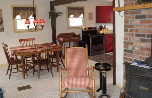 Bridgewater Cottage | Whittemore Shores Cottage On Newfound Lake, Beach & Lake Access, Sleeps 8
