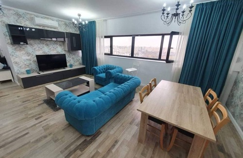 Sector 2 House | Whole apartment with lake view, parks. 4 persons