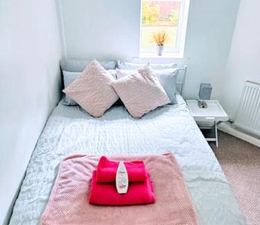 Blacon House | Whole house, near Chester centre