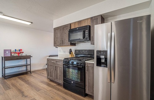 Fruita House | Whomping Willow: Downtown Home with Hot Tub