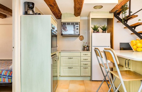 Poblenou Apartment | Why do we call this stylish beach loft dreamy?