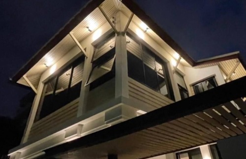 Bang Yi Ruea House | Why rent an apartment or condo when you can rent the entire house in Bangkok ?