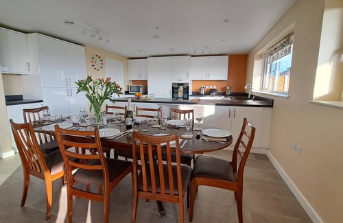 Weymouth House | Wide open views. High Spec. Easy access to Weymouth and local facilities.