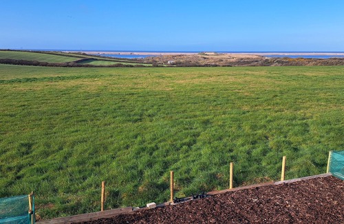 Weymouth House | Wide open views. High Spec. Easy access to Weymouth and local facilities.