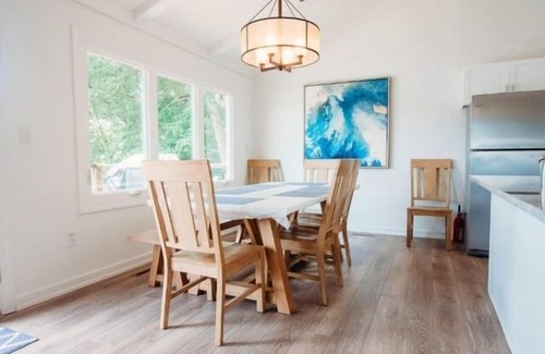 High Point House | Wifi, 2 kayaks. Fabulous point on quiet cove. Views from every room!