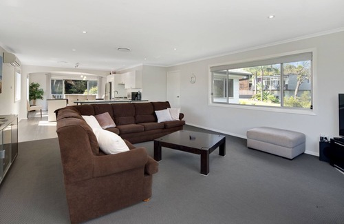 Malua Bay House | WiFi, Pool Table, Pets & Steps to Beach | Sea-Scape