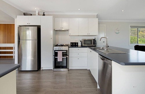 Malua Bay House | WiFi, Pool Table, Pets & Steps to Beach | Sea-Scape