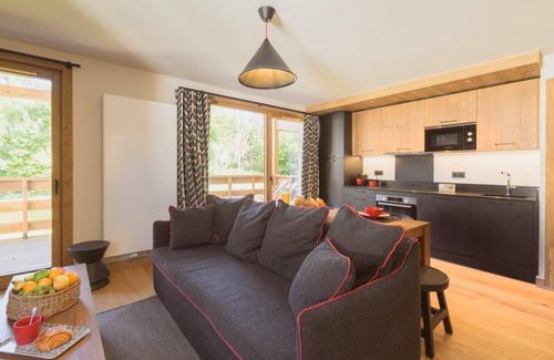 Megeve Apartment | Wifi, swimming pool, sauna, hammam, terrace, balcony, parking, tv, ski locker, 32-40m², Megève