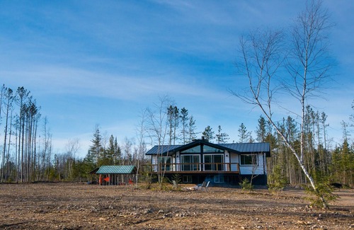 Saginaw House | Wild Country River Inn