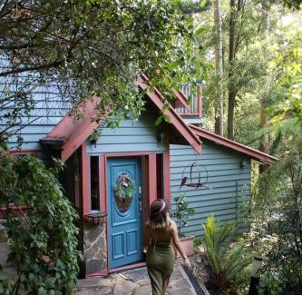 Olinda House | Wild Orchid Olinda Private Luxury Cottage