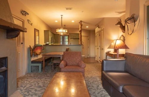 Big Cedars Condo | Wilderness Club at Big Cedar, Ridgedale, Missouri, 1 Bedroom Lodge