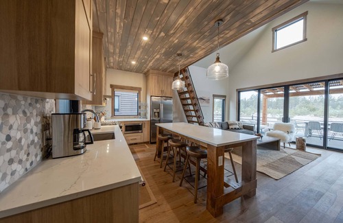 Eureka Cabin | Wilderness Club Hideaway