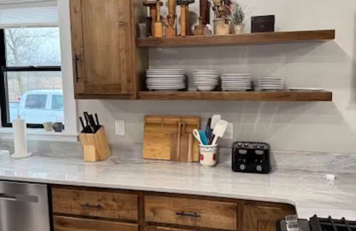 Eau Claire House | Wildflower Farmhouse