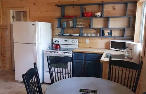 Otonabee-South Monaghan Cabin | Wildwood Cottages